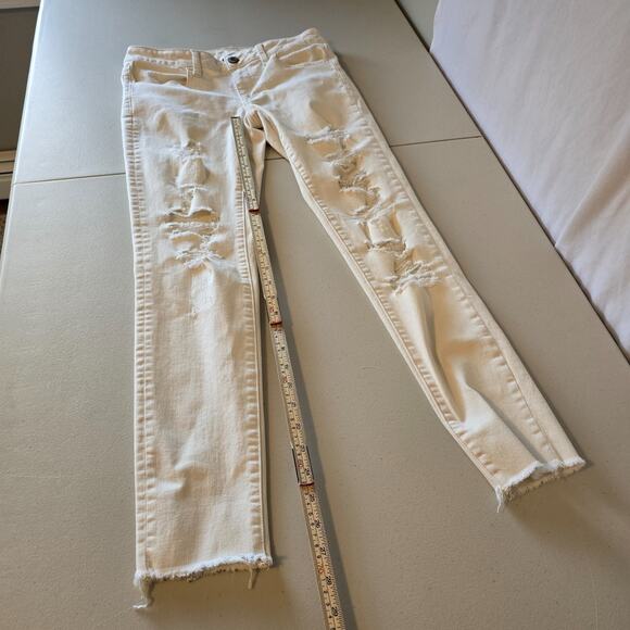 American Eagle Super Stretch Jegging Women's 6 Off White Distressed Raw Hem - Picture 15 of 16